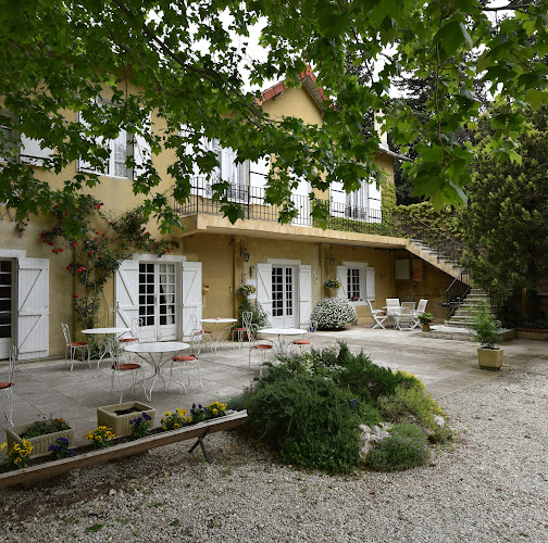 Logis Hôtel le Mas de Valiguière à Saze