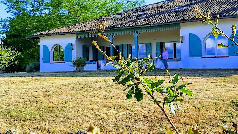 Gite & Chambre d Hôtes à Génébrières