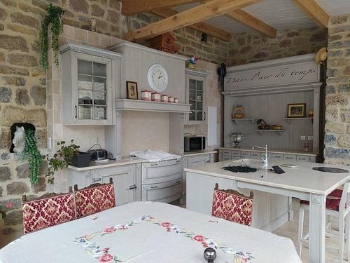 Gîte de 12 personnes à Molines à SAINT-ETIENNE-DU-VALDONNEZ