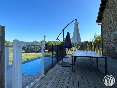 Les Pieds dans l pre à Espartignac