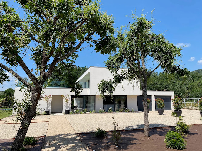 La Villa Blanche à Saint-Cézaire-sur-Siagne