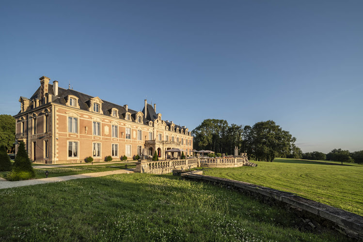 hôtel The Originals le Chateau Alexandra Palace Golf Resort à Mazires-en-Gtine